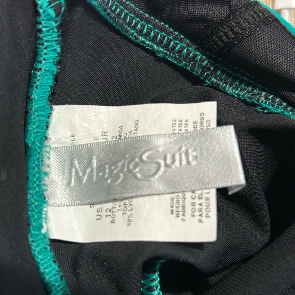 MAGICSUIT by MiracleSuit Sz 12 Yves Shirred Halter Top Padded  Cups Bathing Suit - Picture 6 of 8